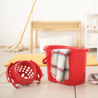 Secchio lavapavimenti con strizzatore